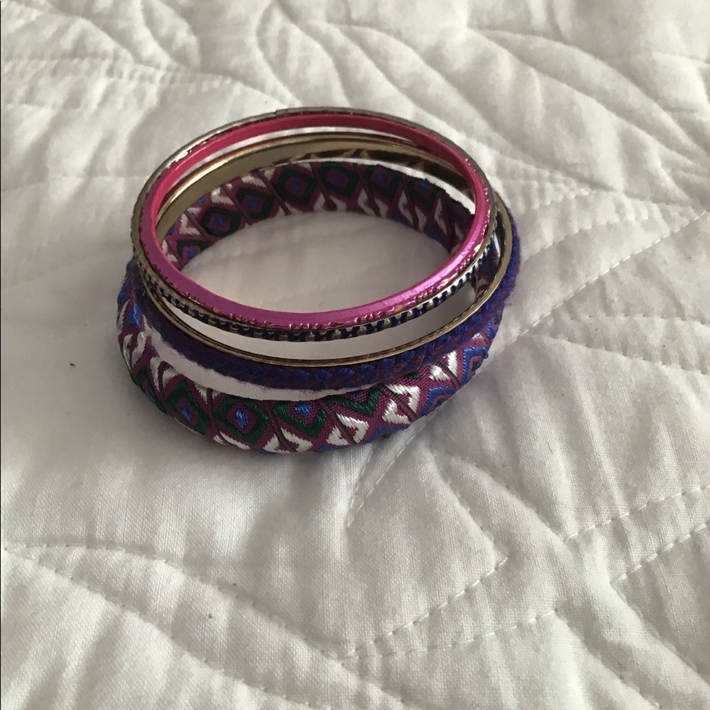 Bracelet
